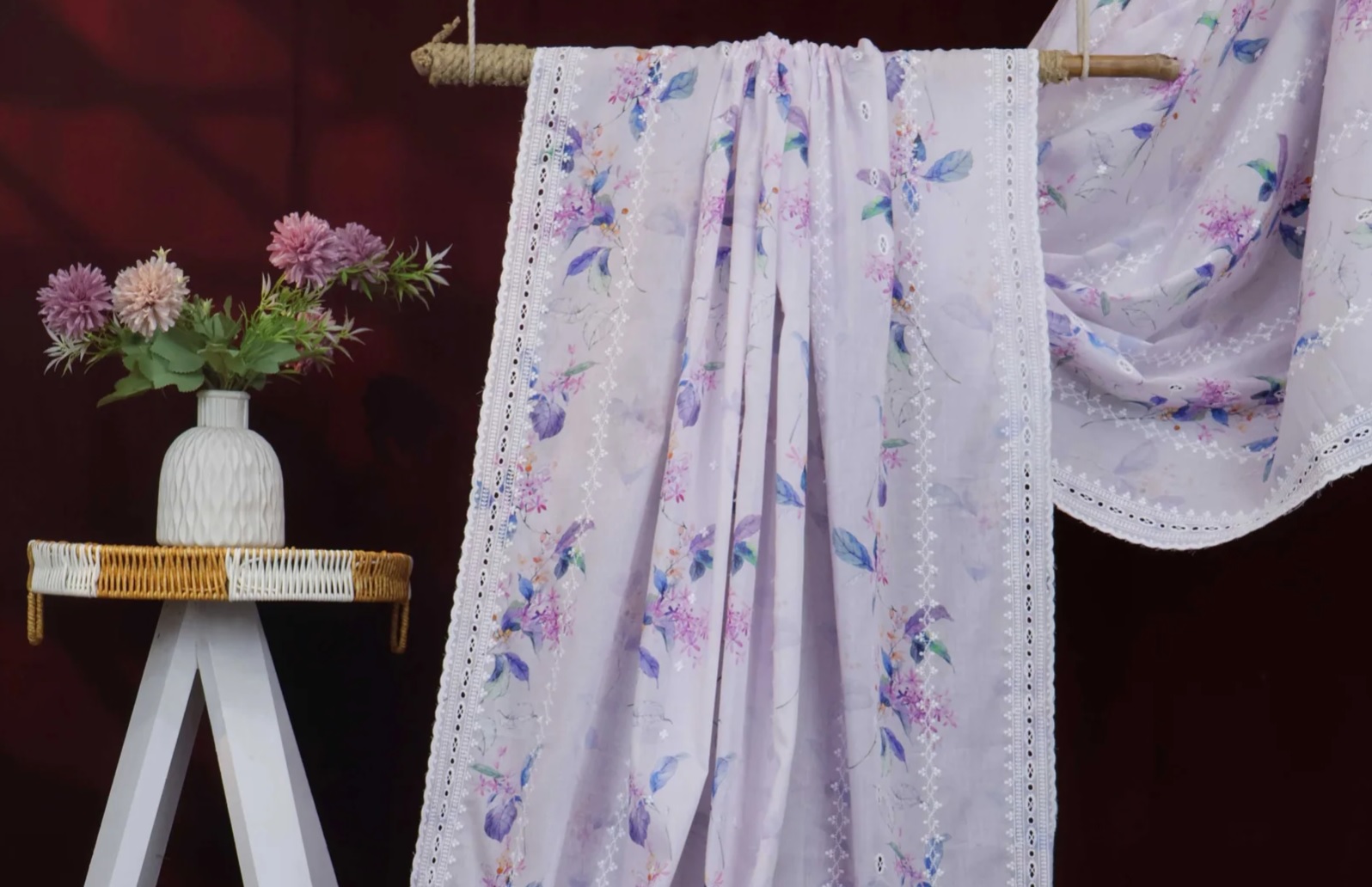 Embroidered Lawn Shawl LSST02